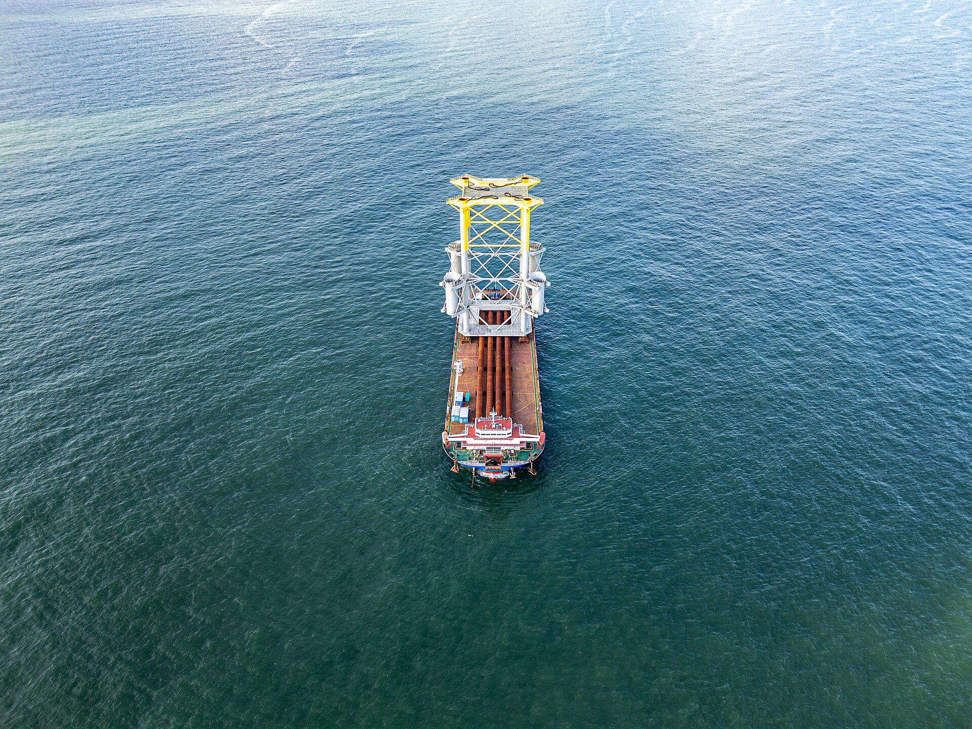 Navire d’installation d’éoliennes offshore
